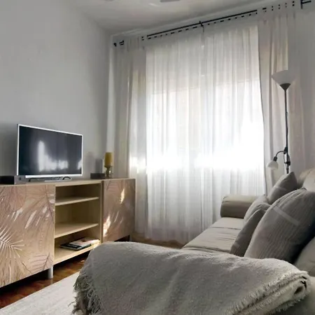 Piso Tranquilo Y Acogedor A 3 Min A Pie Del Centro *