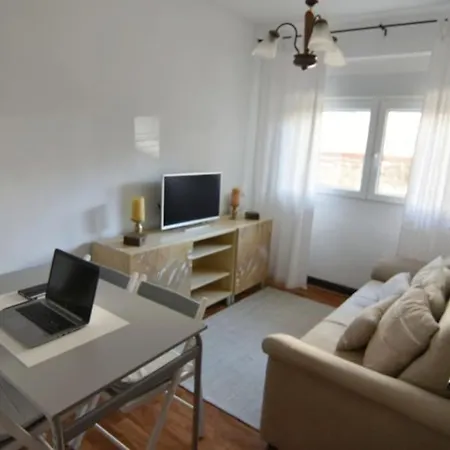 Piso Tranquilo Y Acogedor A 3 Min A Pie Del Centro *